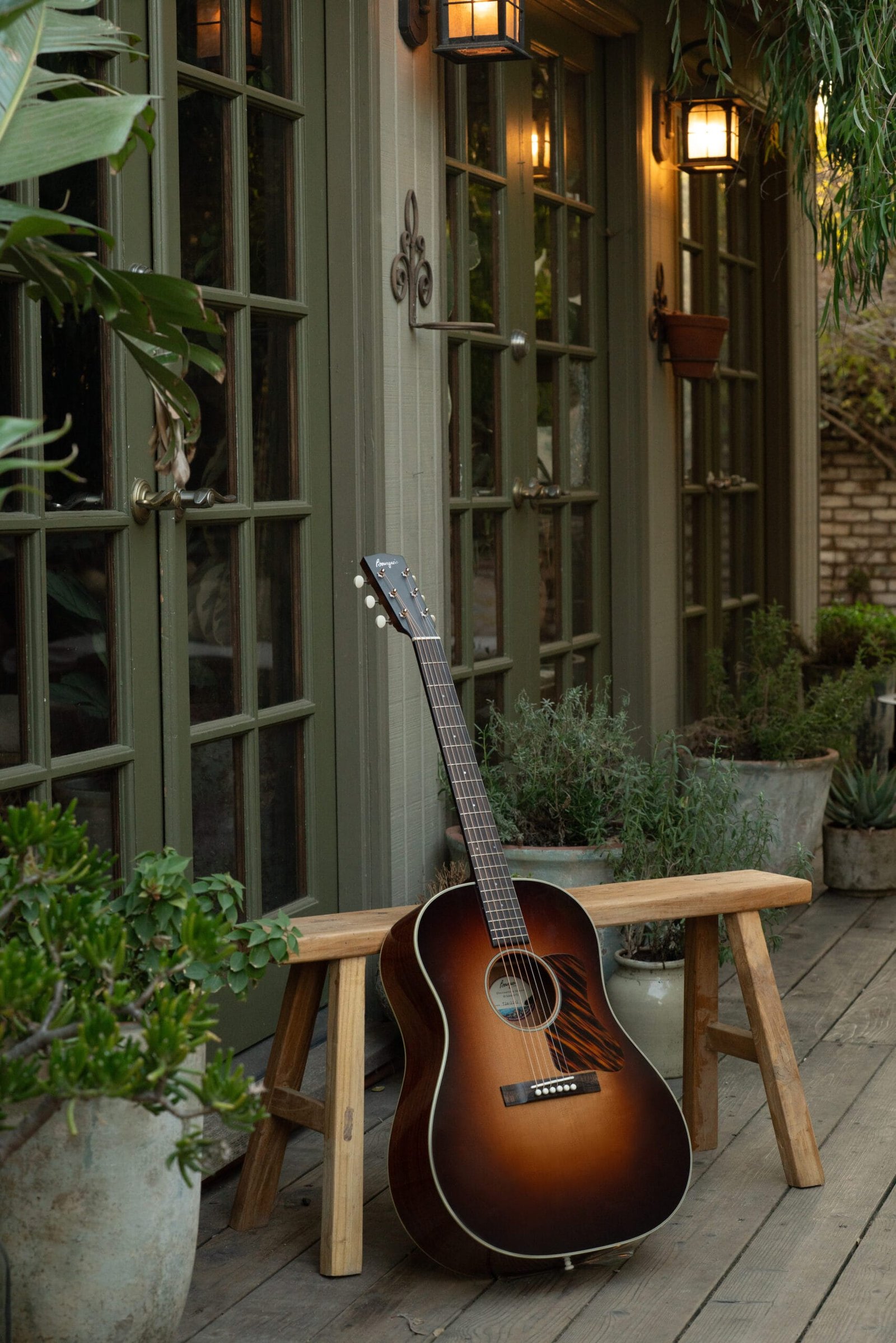 Bourgeois Slope Dreadnought The Standard/TS