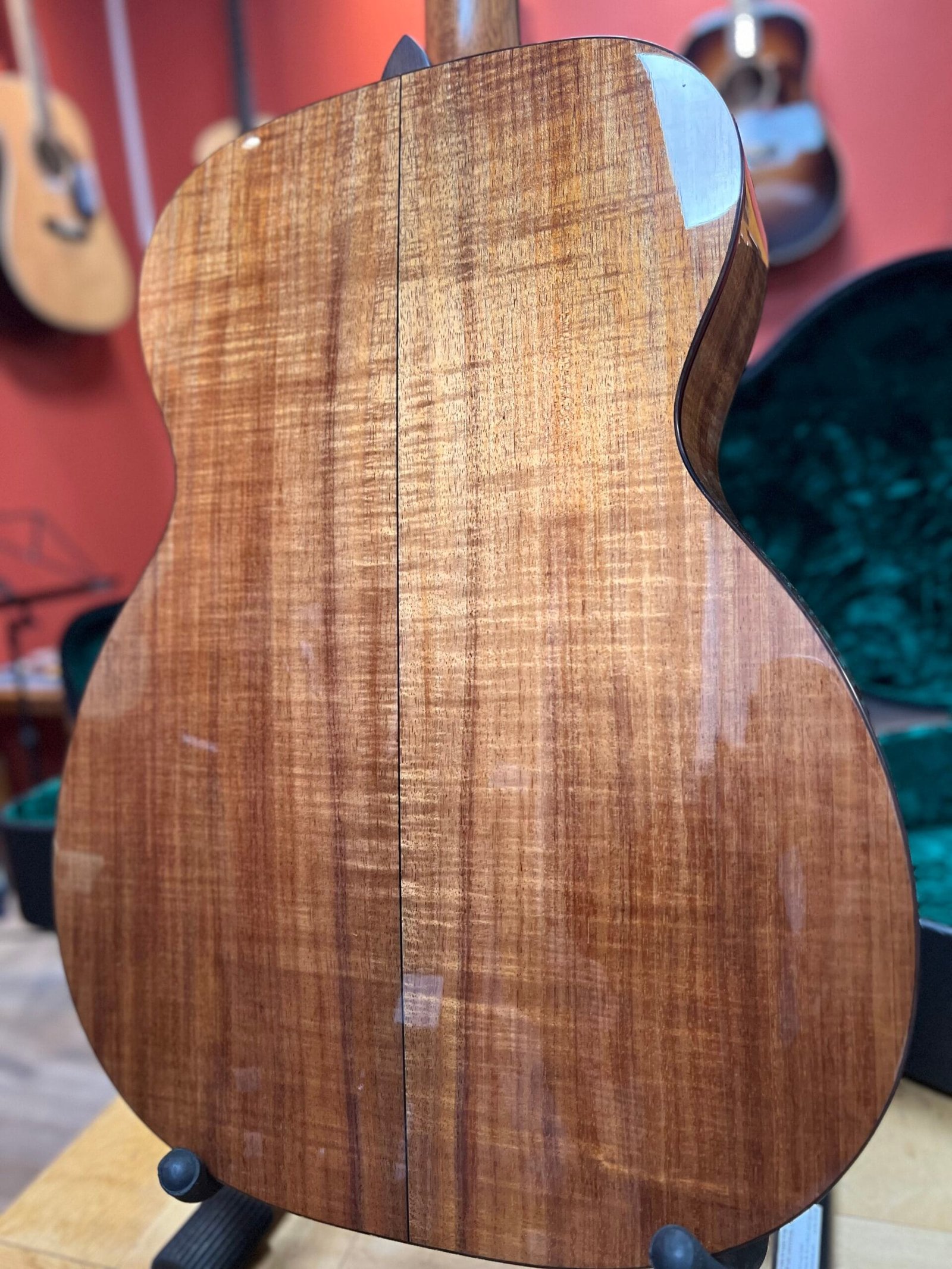 Bourgeois OM Country Boy/TS Koa Limited Edition