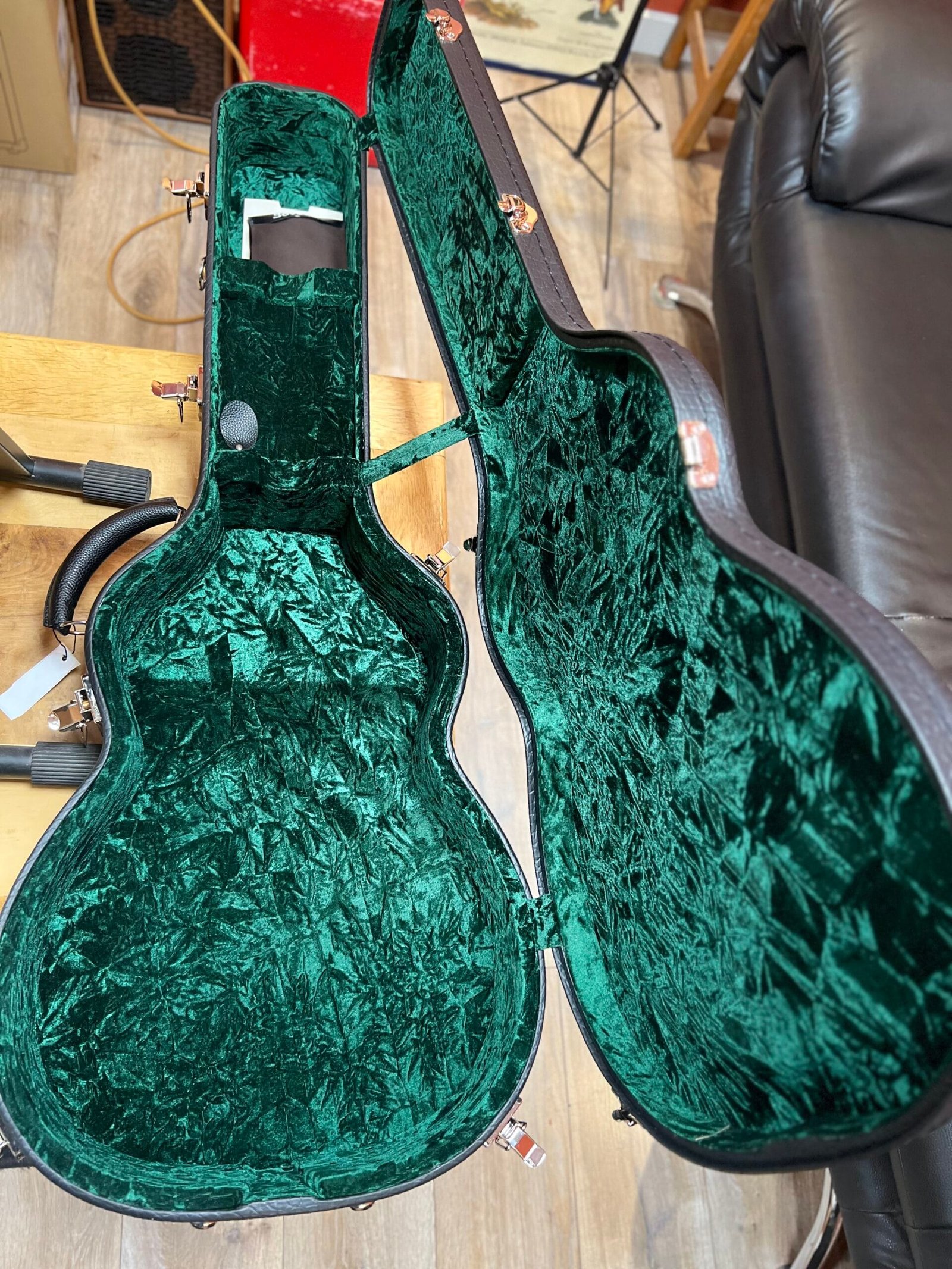 Bourgeois OM Country Boy/TS Koa Limited Edition